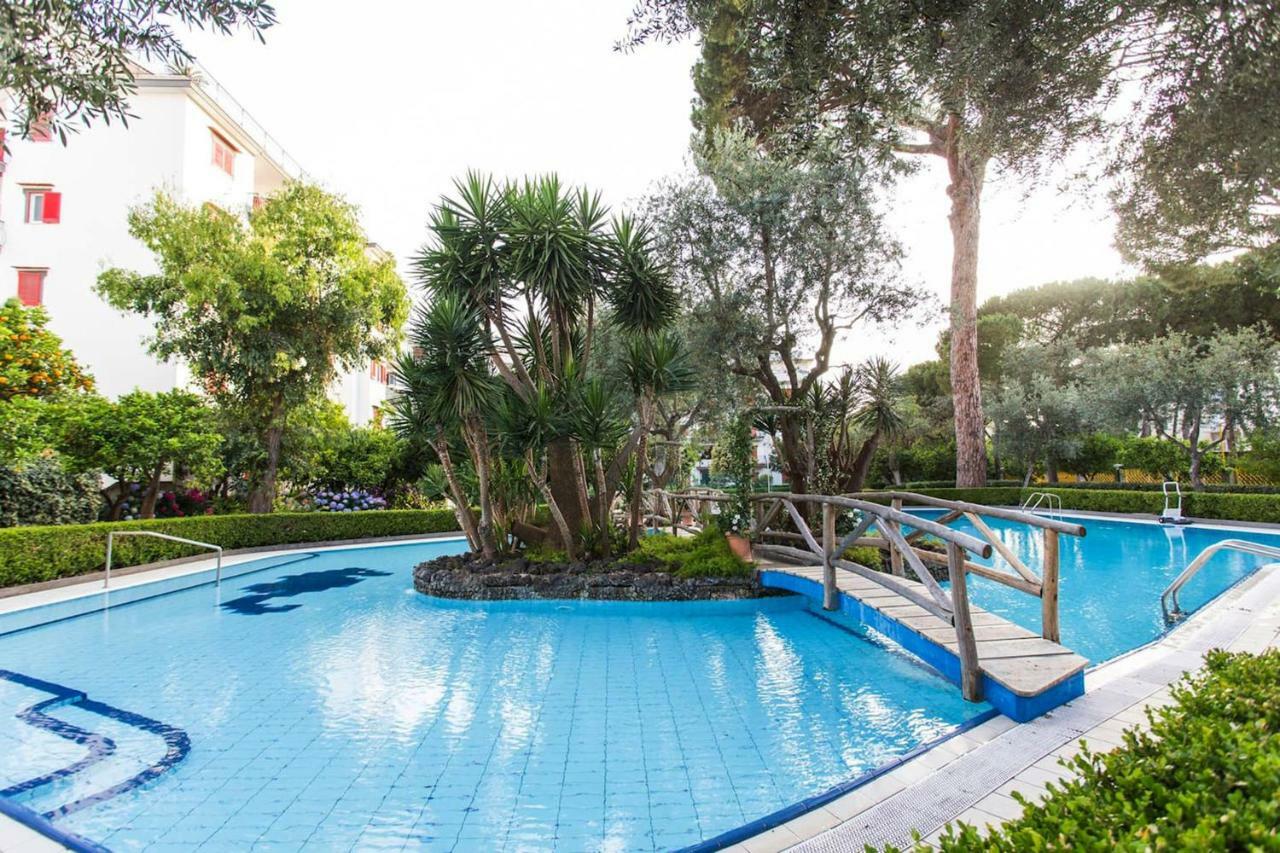 Ambra Sorrento Suites Short Rent Εξωτερικό φωτογραφία