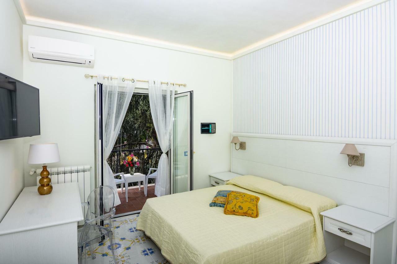 Ambra Sorrento Suites Short Rent Εξωτερικό φωτογραφία